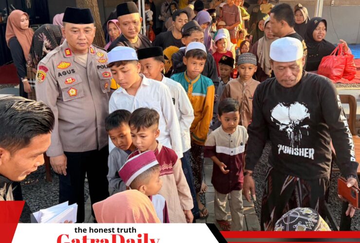 Komunitas Punisher Santuni 125 Anak Yatim dan Bagikan Takjil di Kejayan Pasuruan