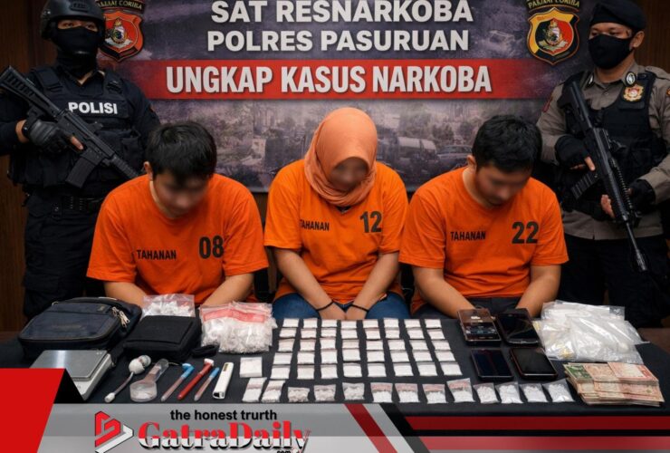Tiga Pengedar Sabu Ditangkap Saat Ramadan, Satresnarkoba Polres Pasuruan Sita Puluhan Poket Sabu