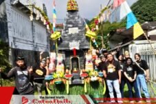 Lestarikan Tradisi Leluhur, Ratusan Warga Rekesan Prigen Gelar Sedekah Bumi Meriah dengan Arak-arakan Ancak