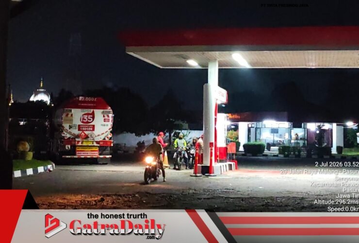 BBM Langka, Antrean Motor Diduga Bertangki Modifikasi di SPBU Purwosari Tuai Sorotan, Pengawasan Dipertanyakan