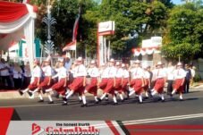 SDK 1 Mater Dei Probolinggo Tunjukkan Semangat Kebangsaan Lewat Lomba Gerak Jalan HUT RI ke-81