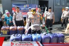 Sambut HUT ke-81 RI, Kapolres Pasuruan Kota Salurkan Bantuan Air Bersih untuk Warga Panggungrejo