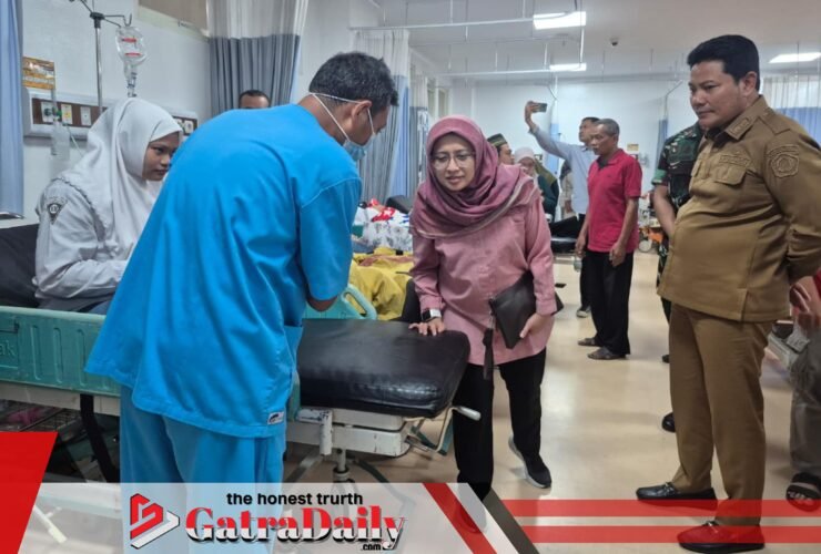 Bupati Sidoarjo Pastikan Tak Ada Yang Meninggal, Santri Korban Dugaan  Keracunan Dilayani Maksimal
